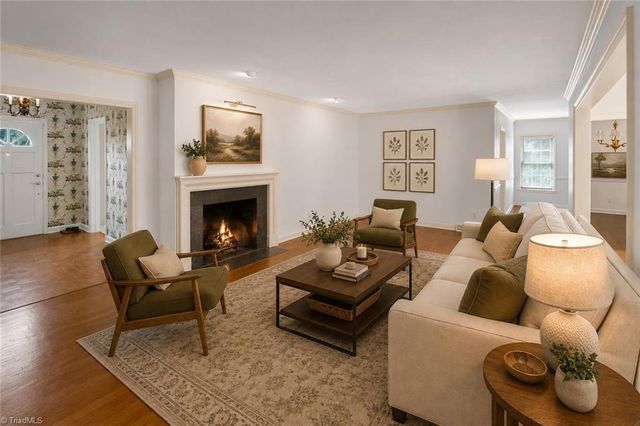 902 Sedgewick Lane, High Point, NC 27262