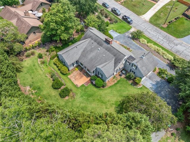 902 Sedgewick Lane, High Point, NC 27262
