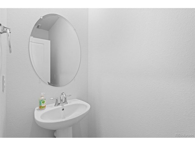 660 S Eldorado Dr, Lafayette, CO 80026