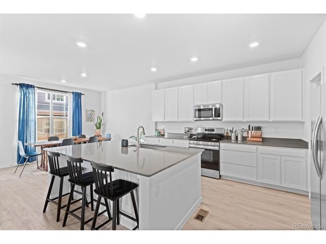 660 S Eldorado Dr, Lafayette, CO 80026