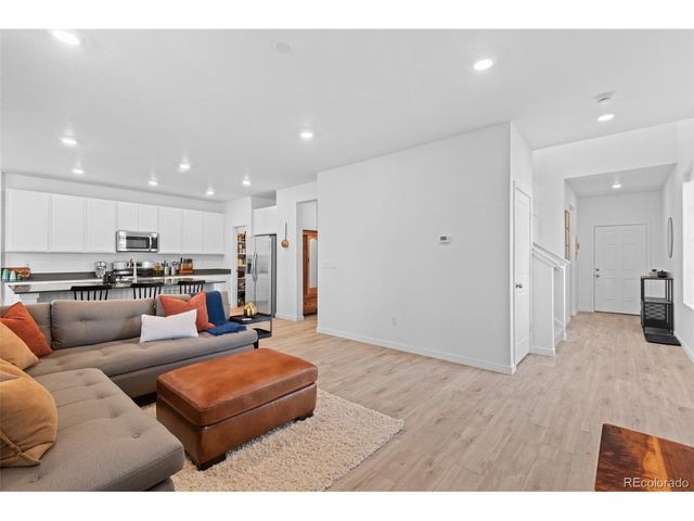 660 S Eldorado Dr, Lafayette, CO 80026
