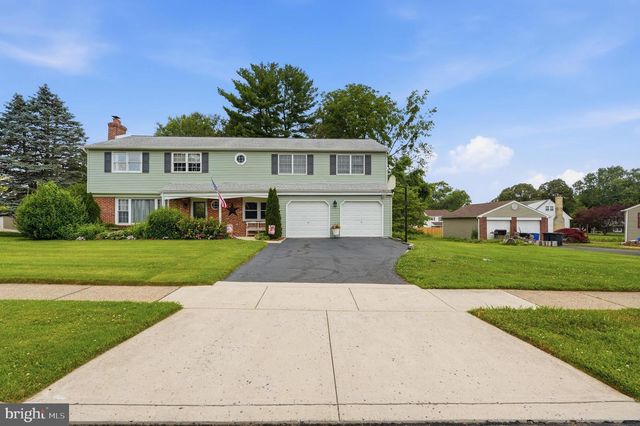 290 PHEASANT RUN, Feasterville Trevose, PA 19053