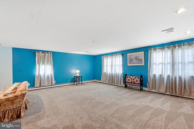290 PHEASANT RUN, Feasterville Trevose, PA 19053