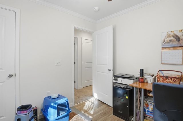 9 Lily Lane, Templeton, MA 01436