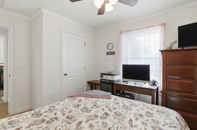 9 Lily Lane, Templeton, MA 01436