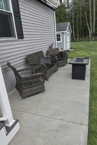 9 Lily Lane, Templeton, MA 01436