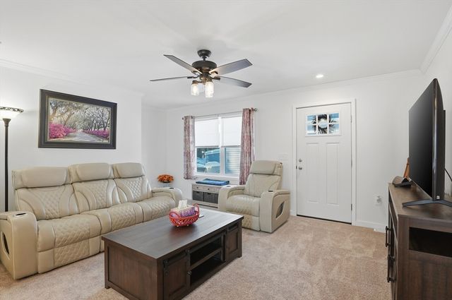 9 Lily Lane, Templeton, MA 01436