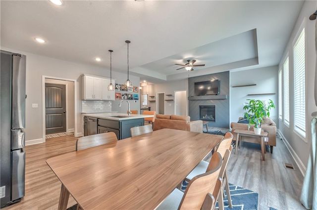 3704 NW 95th Street, Kansas City, MO 64154