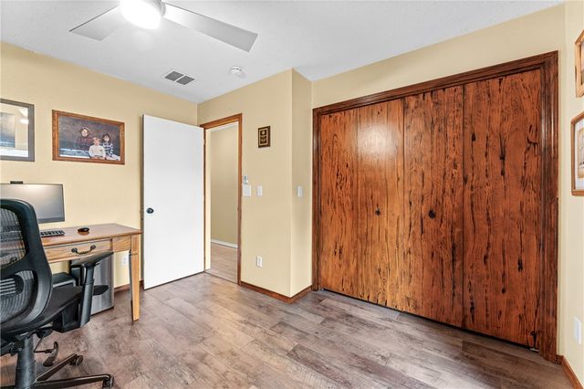 8 Hillcrest Drive, Eureka Springs, AR 72631