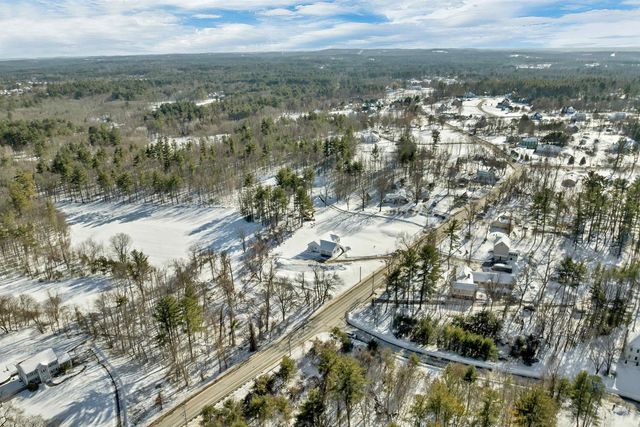 90 High Range Road, Londonderry, NH 03053