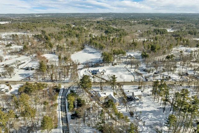 90 High Range Road, Londonderry, NH 03053