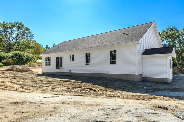 90 High Range Road, Londonderry, NH 03053
