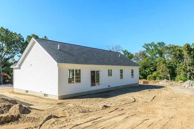 90 High Range Road, Londonderry, NH 03053