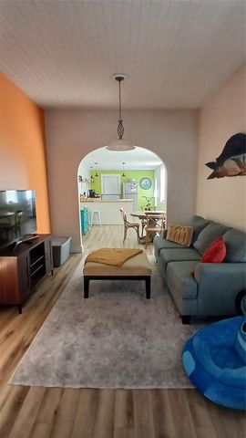 542 DIVISION STREET, Tarpon Springs, FL 34689