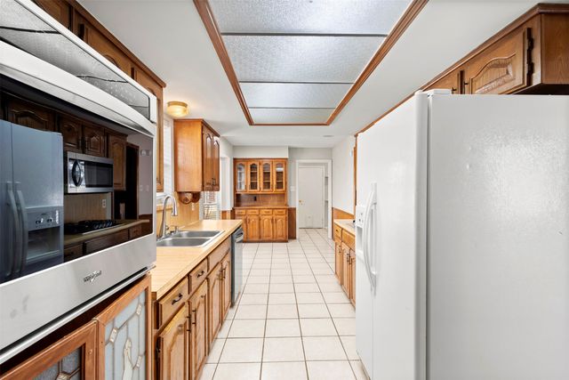 914 Green Canyon Drive, Mesquite, TX 75150