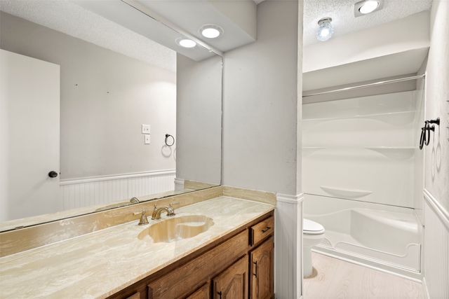 914 Green Canyon Drive, Mesquite, TX 75150