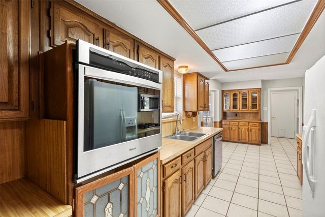 914 Green Canyon Drive, Mesquite, TX 75150