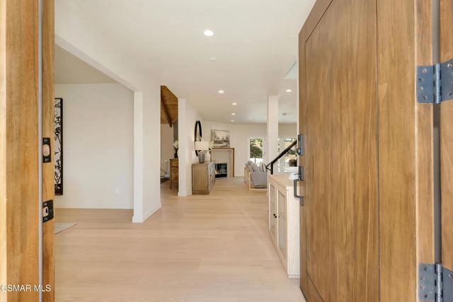 5354 Lewis Road, Agoura Hills, CA 91301
