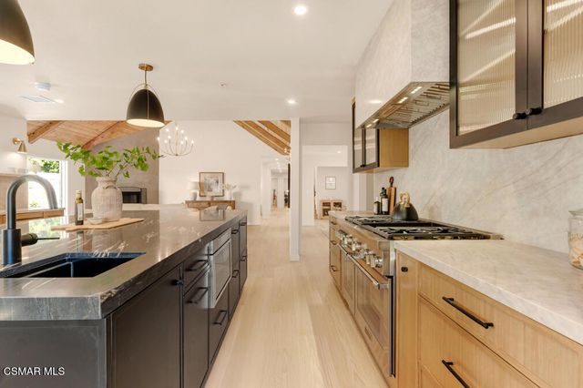 5354 Lewis Road, Agoura Hills, CA 91301