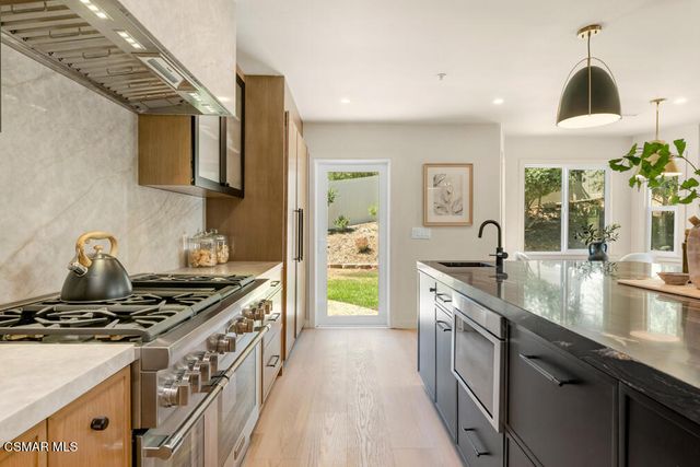 5354 Lewis Road, Agoura Hills, CA 91301