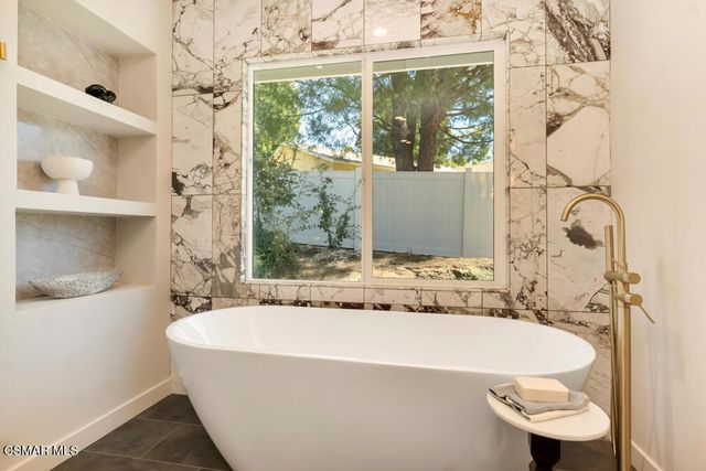 5354 Lewis Road, Agoura Hills, CA 91301