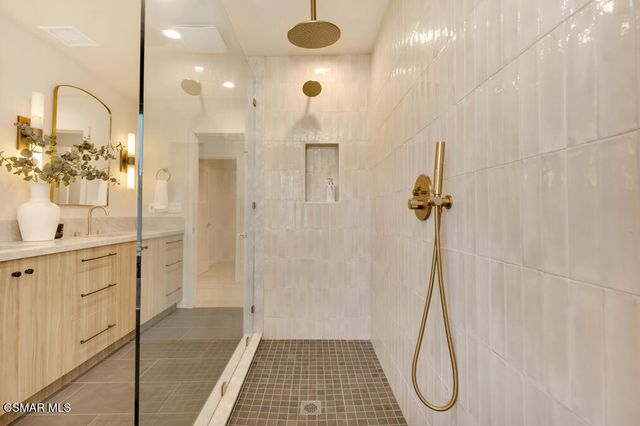 5354 Lewis Road, Agoura Hills, CA 91301