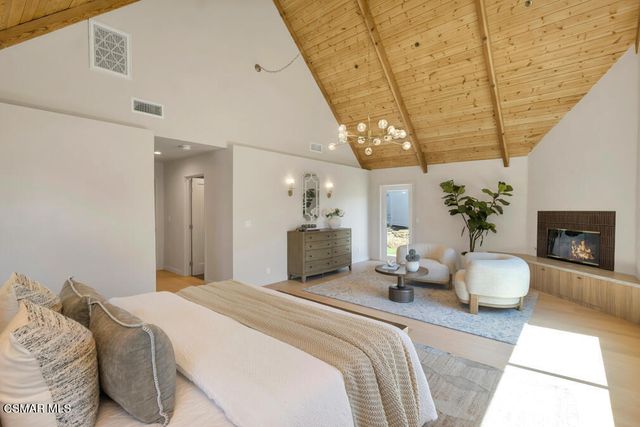 5354 Lewis Road, Agoura Hills, CA 91301