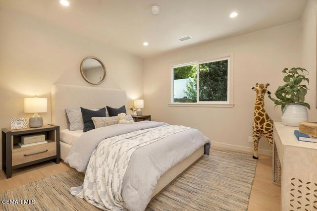 5354 Lewis Road, Agoura Hills, CA 91301
