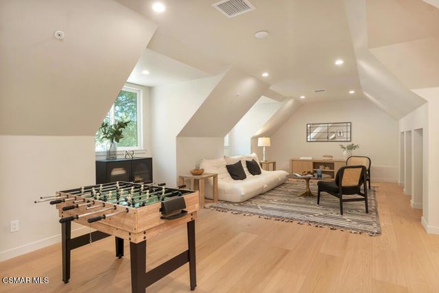 5354 Lewis Road, Agoura Hills, CA 91301