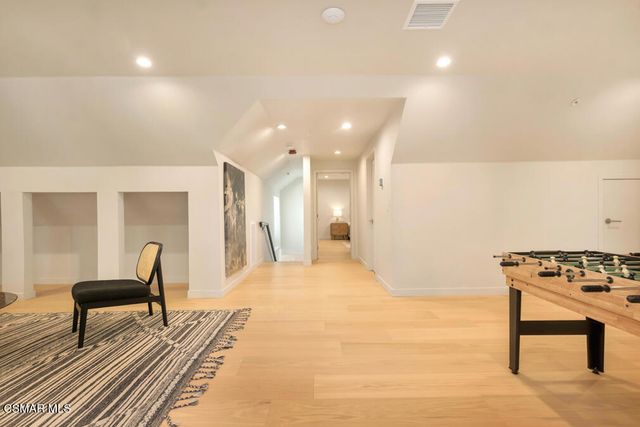 5354 Lewis Road, Agoura Hills, CA 91301