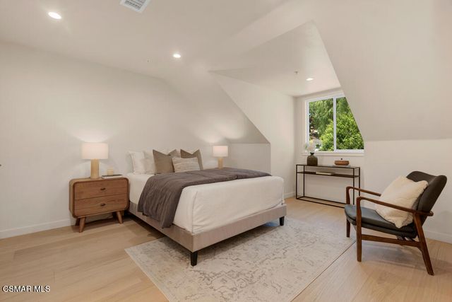 5354 Lewis Road, Agoura Hills, CA 91301