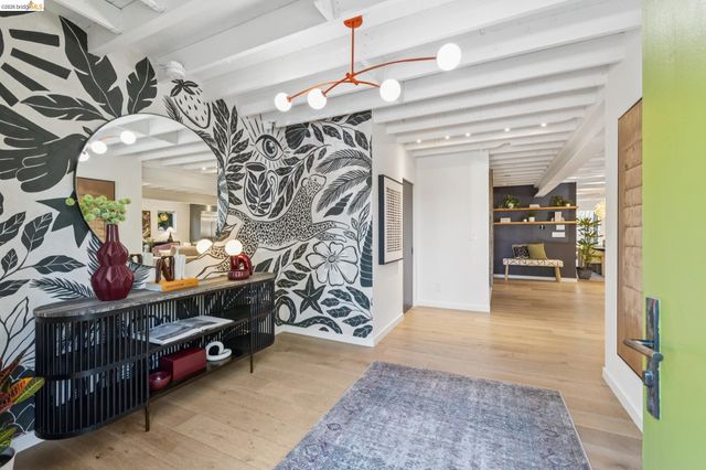 2413 Browning St, Berkeley, CA 94702
