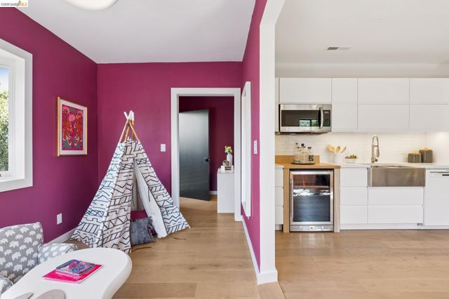 2413 Browning St, Berkeley, CA 94702