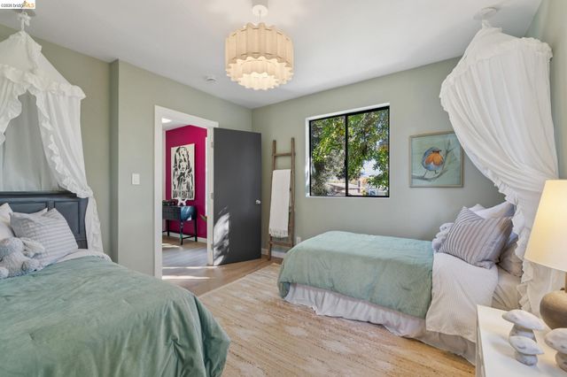 2413 Browning St, Berkeley, CA 94702