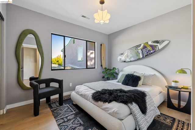 2413 Browning St, Berkeley, CA 94702