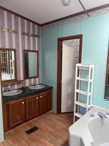 31 Ridgecrest Circle, Flemingsburg, KY 41041