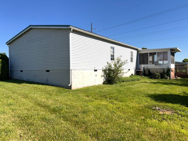 31 Ridgecrest Circle, Flemingsburg, KY 41041