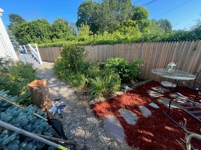 4 Winter Island Rd, Salem, MA 01970