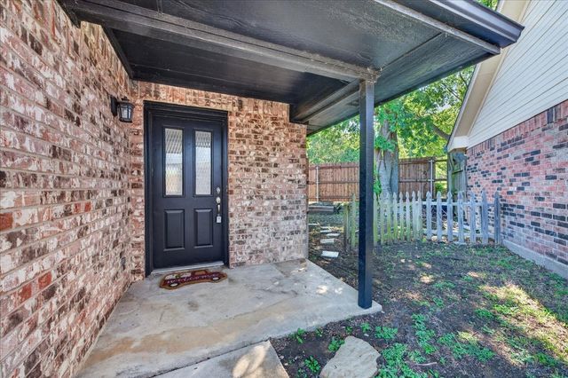 210 & 212 SAINT MARYS Place, Rockwall, TX 75087