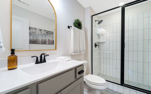 708k Odell Drive, White House, TN 37188