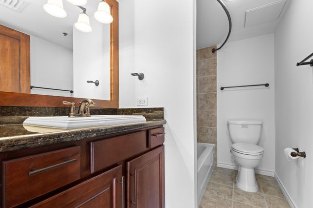 3525 Sage Road 1616, Houston, TX 77056