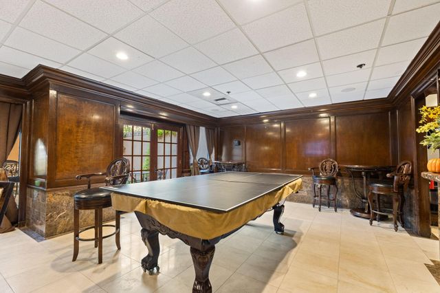 3525 Sage Road 1616, Houston, TX 77056