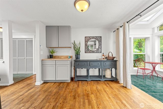 1716 9th Street SE, Puyallup, WA 98372