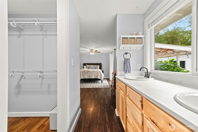 1716 9th Street SE, Puyallup, WA 98372