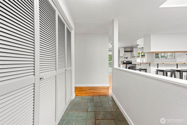 1716 9th Street SE, Puyallup, WA 98372