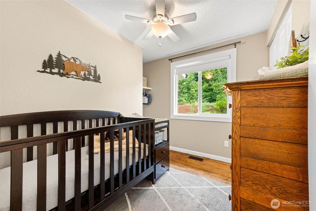 1716 9th Street SE, Puyallup, WA 98372