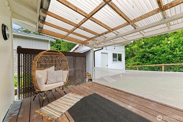 1716 9th Street SE, Puyallup, WA 98372