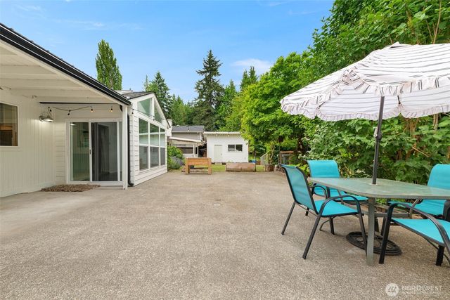 1716 9th Street SE, Puyallup, WA 98372