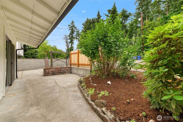 1716 9th Street SE, Puyallup, WA 98372