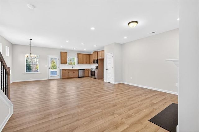 150 Alameda Street 98, Loganville, GA 30052